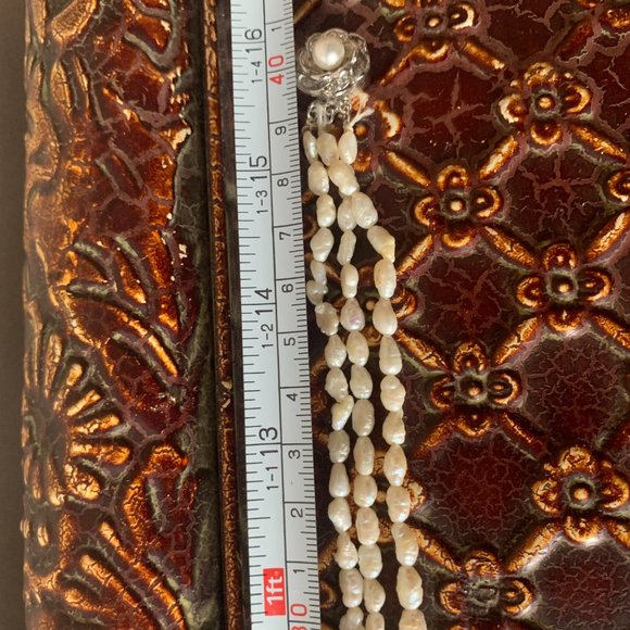 Vintage, 3 String Genuine Pearl Choker Necklace - Picture 9 of 9